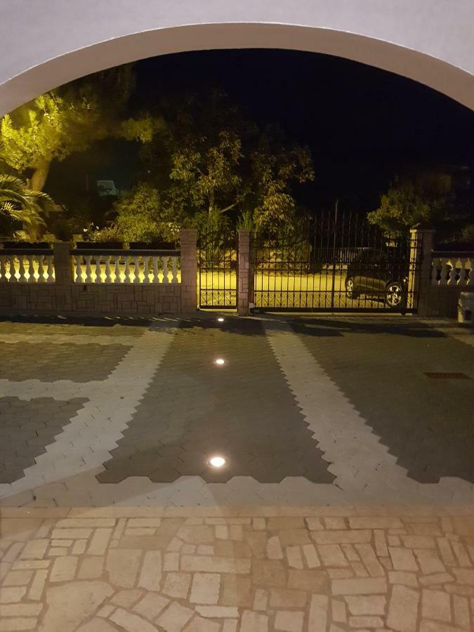 Apartmani Krajnovic Fažana Kültér fotó